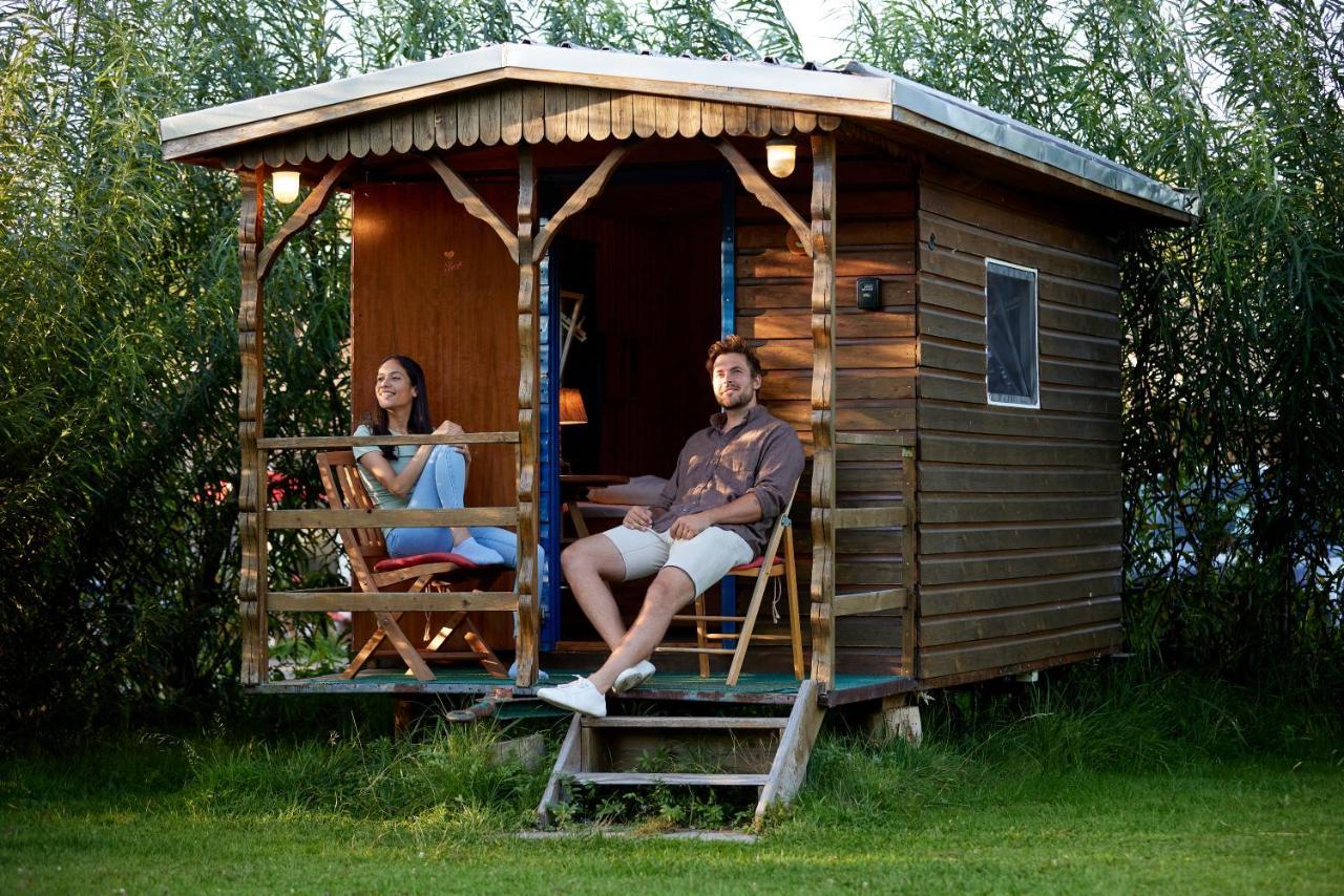 Wakenitz-Camp 호텔 Groß Sarau 외부 사진